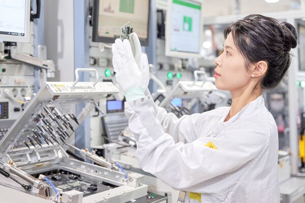 纬湃科技电池管理控制器投入量产.jpg