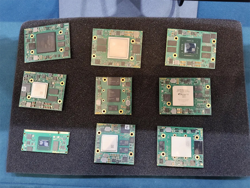 现场展示的部分产品.jpg