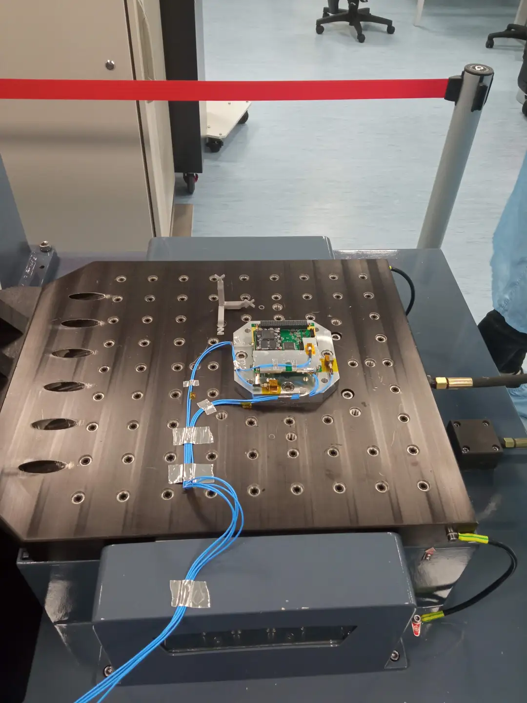 1758005232112867.png 通信板振动测试2.png