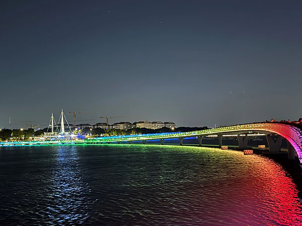 1760681945338622.jpg 2.jpg