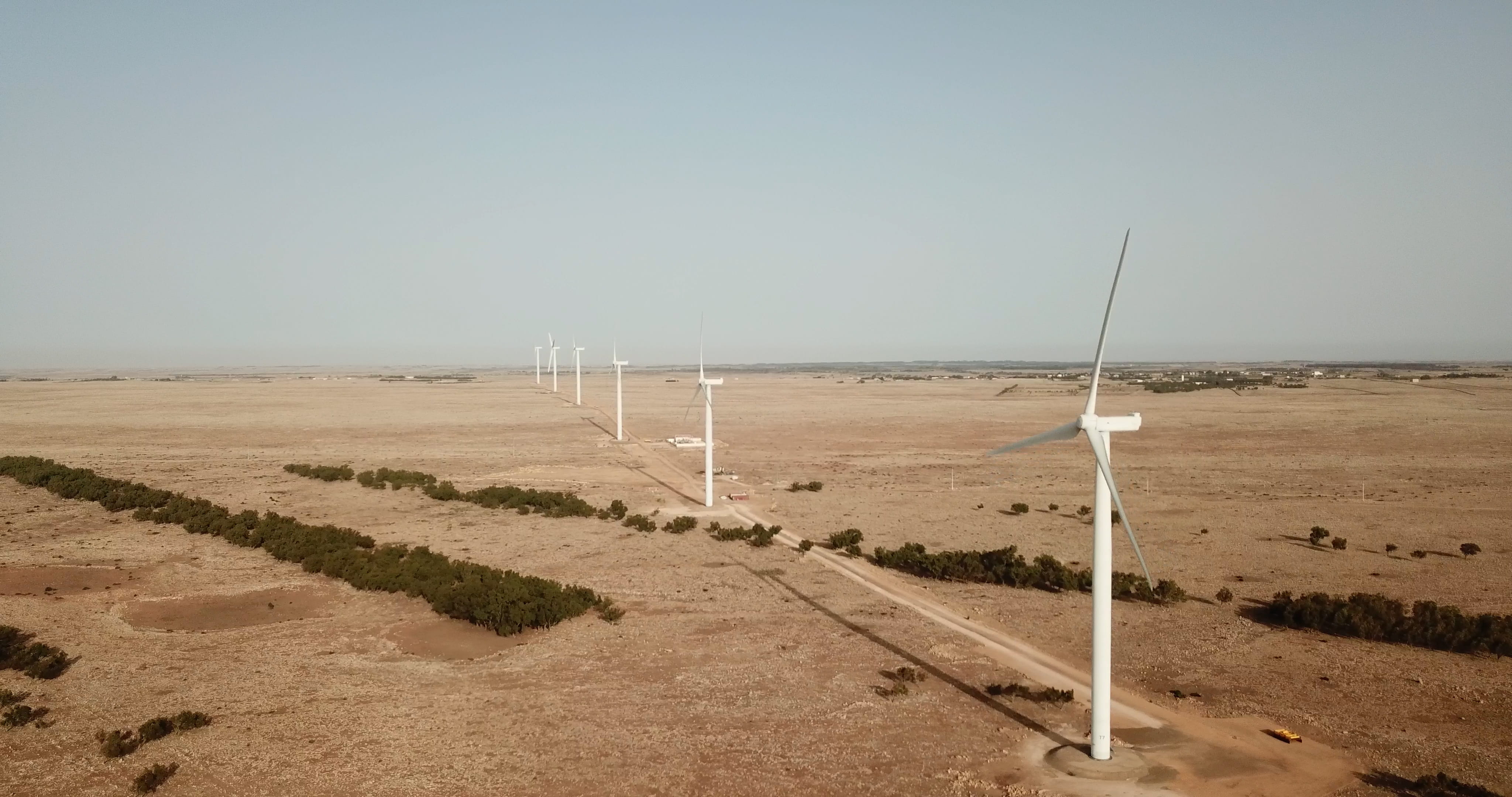 1628059447425725.jpg 意法半导体Bouskoura工厂 - Oualidia风电场-min.jpg