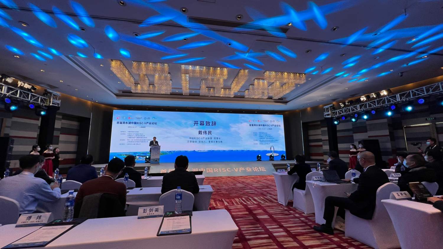 1639705824532979.jpg 26wQSHpAZe.jpg