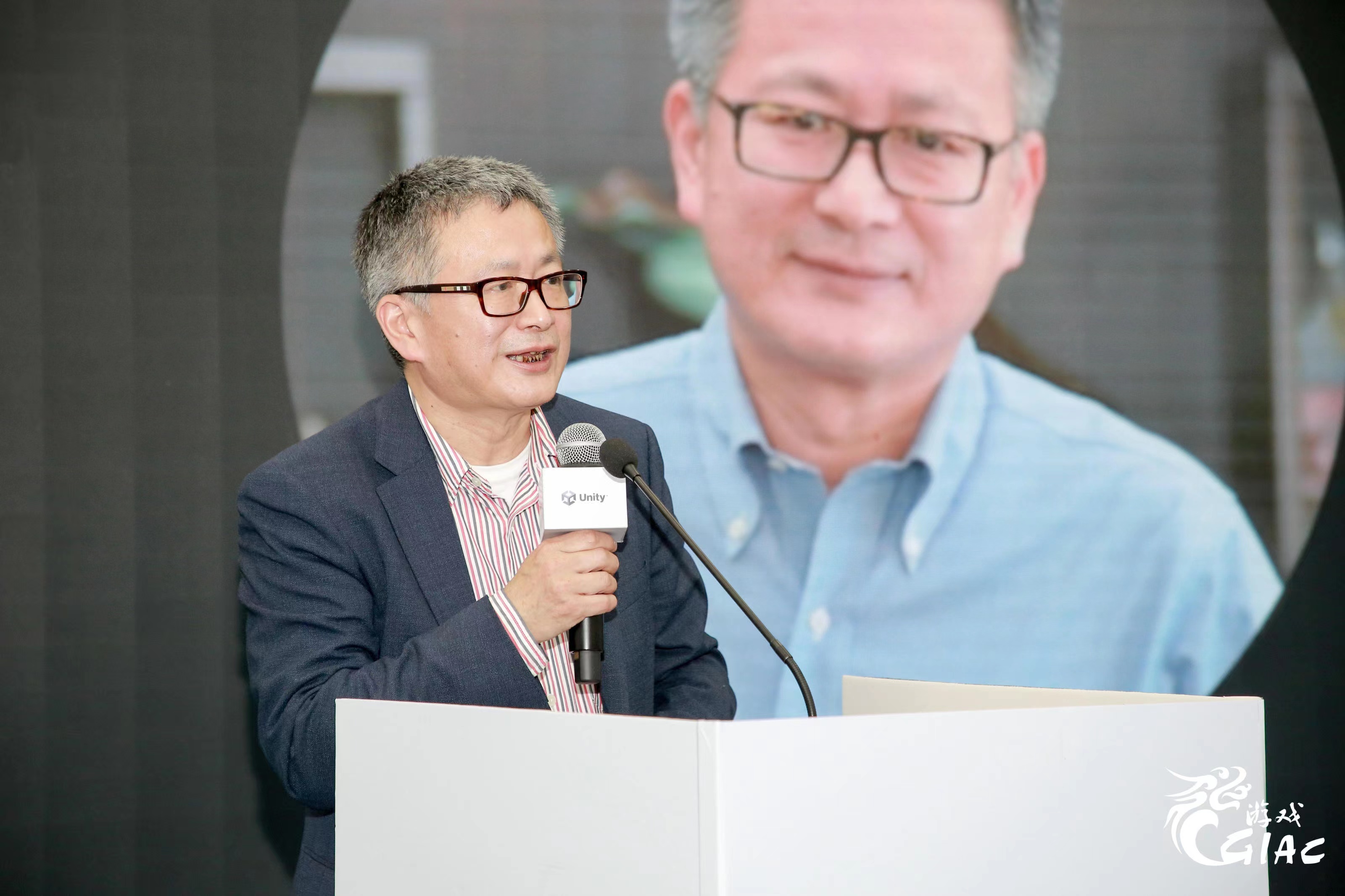 图2 - 中国音像与数字出版协会常务副理事长兼秘书长敖然.jpg