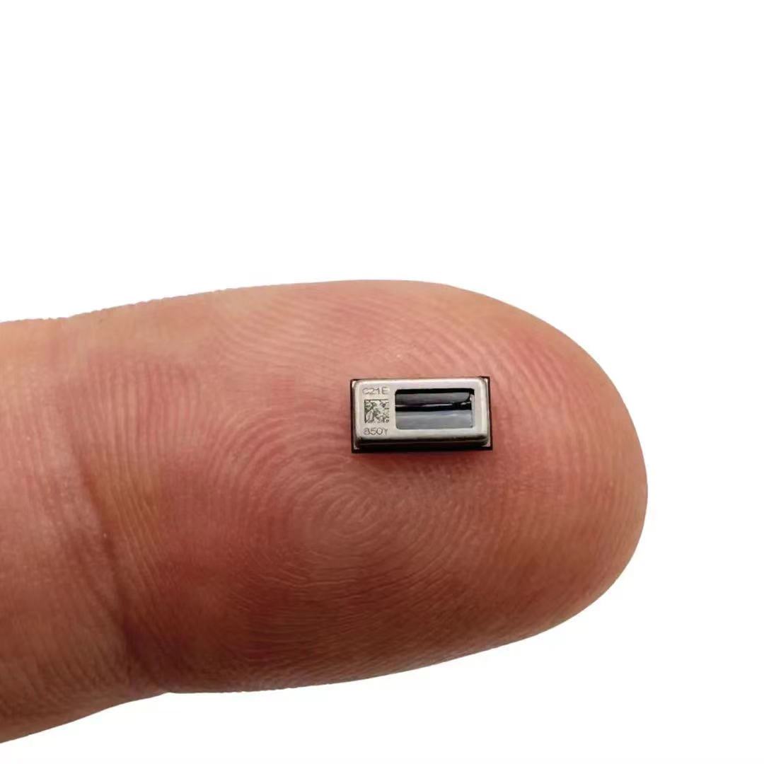 1692323006585118.jpg xMEMS的MEMS固态扬声器技术实现音频革新.jpg