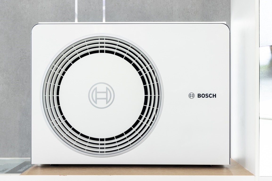 1699333646310387.jpg 03 博世环保静音型空气源热泵CS 5800iAW.jpg