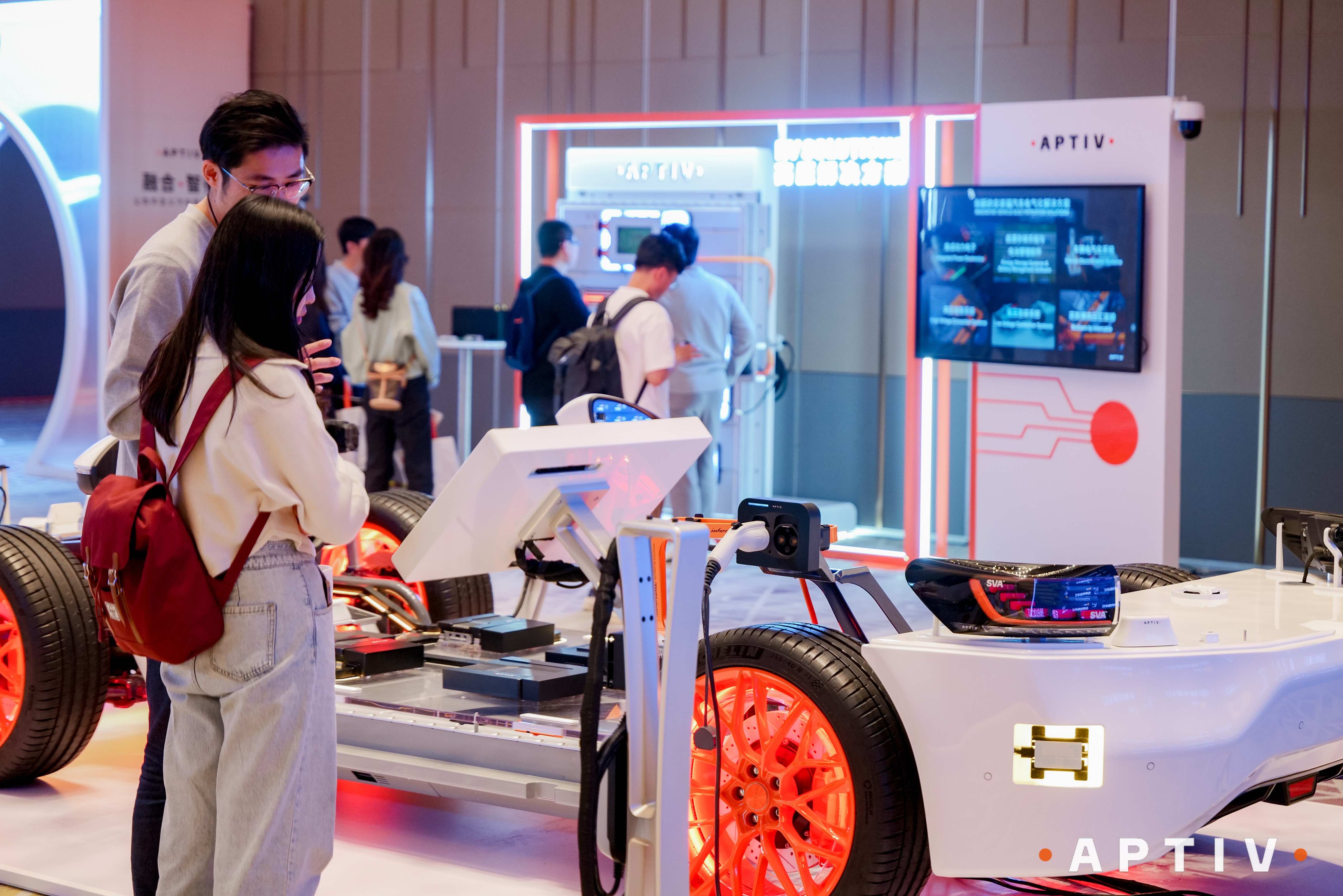 安波福智能汽车架构SVA（Smart Vehicle Architecture™）.jpeg