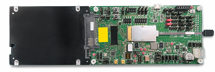 KIOXIA_BROADBAND_OPTICAL_SSD_PCIe5_250408.jpg