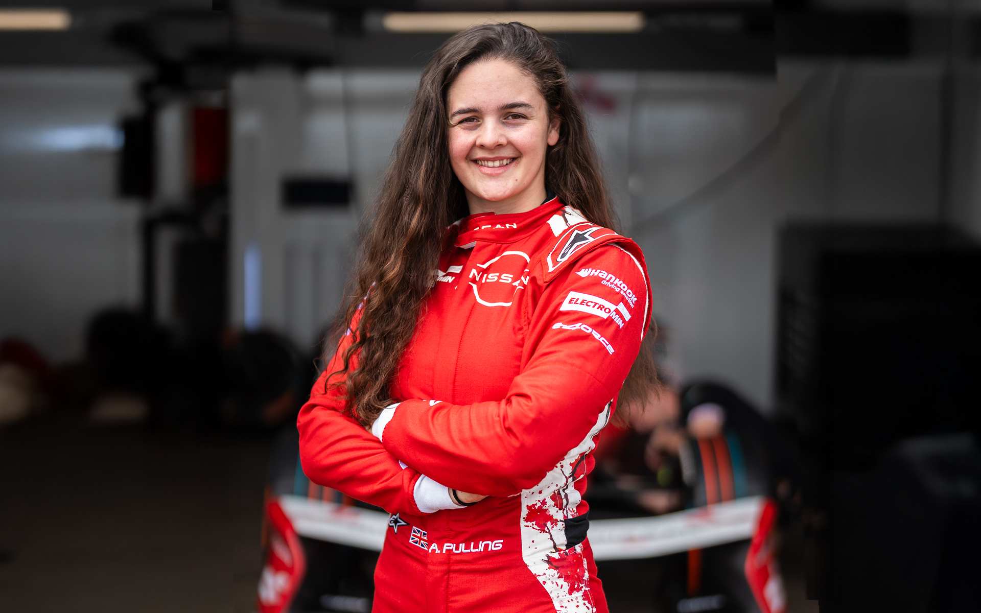 1761817209550498.jpg 1、日产Formula E车队新秀兼模拟器车手阿比·普灵 (1).jpg