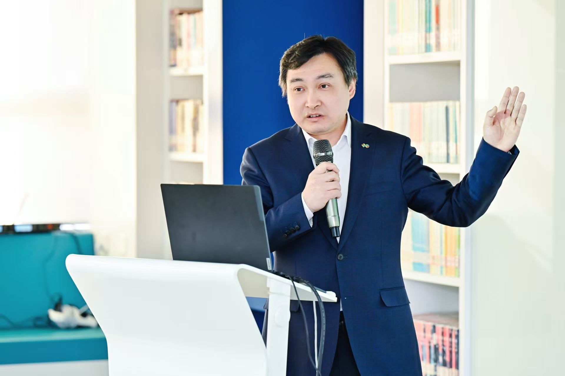 1769477425890390.jpg 10.jpg