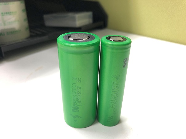 左26650FTC，右18650VTC